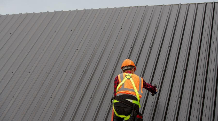 Professional metal roof installation services in Melrose Park, IL